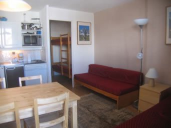 tignes ski apartment kitchen